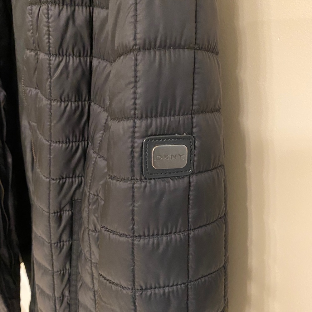 DKNY Black Puffer! size M! - Picture 3 of 4